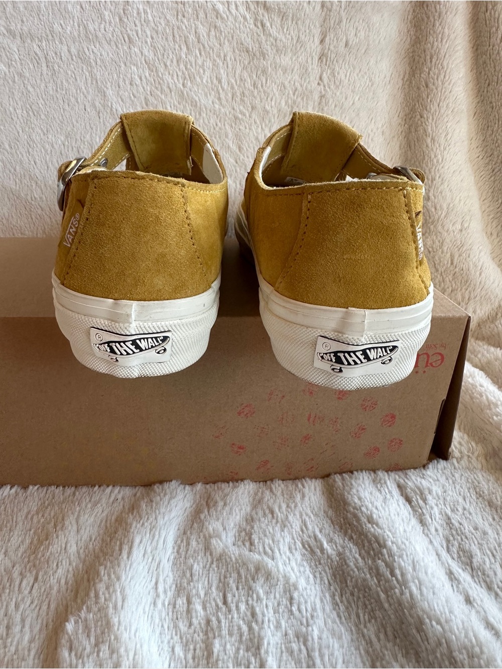 Vans 93 LX Mary Jane Suede in Gold, W 7.5 - Picture 4 of 9